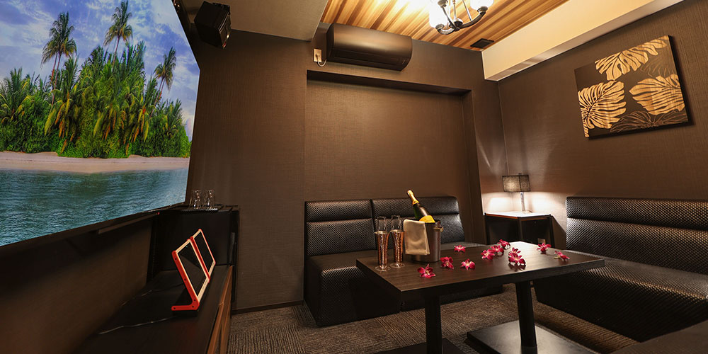 カラオケルーム(無料)」