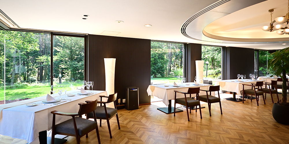 レストラン「Cheminée(シュミネ)」